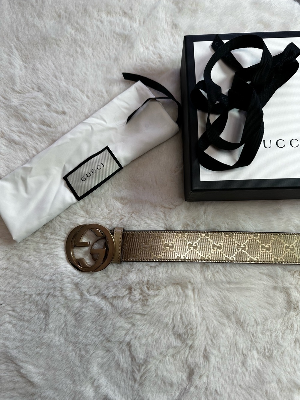 Gucci gold Leather Belt with Gold GG Buckle